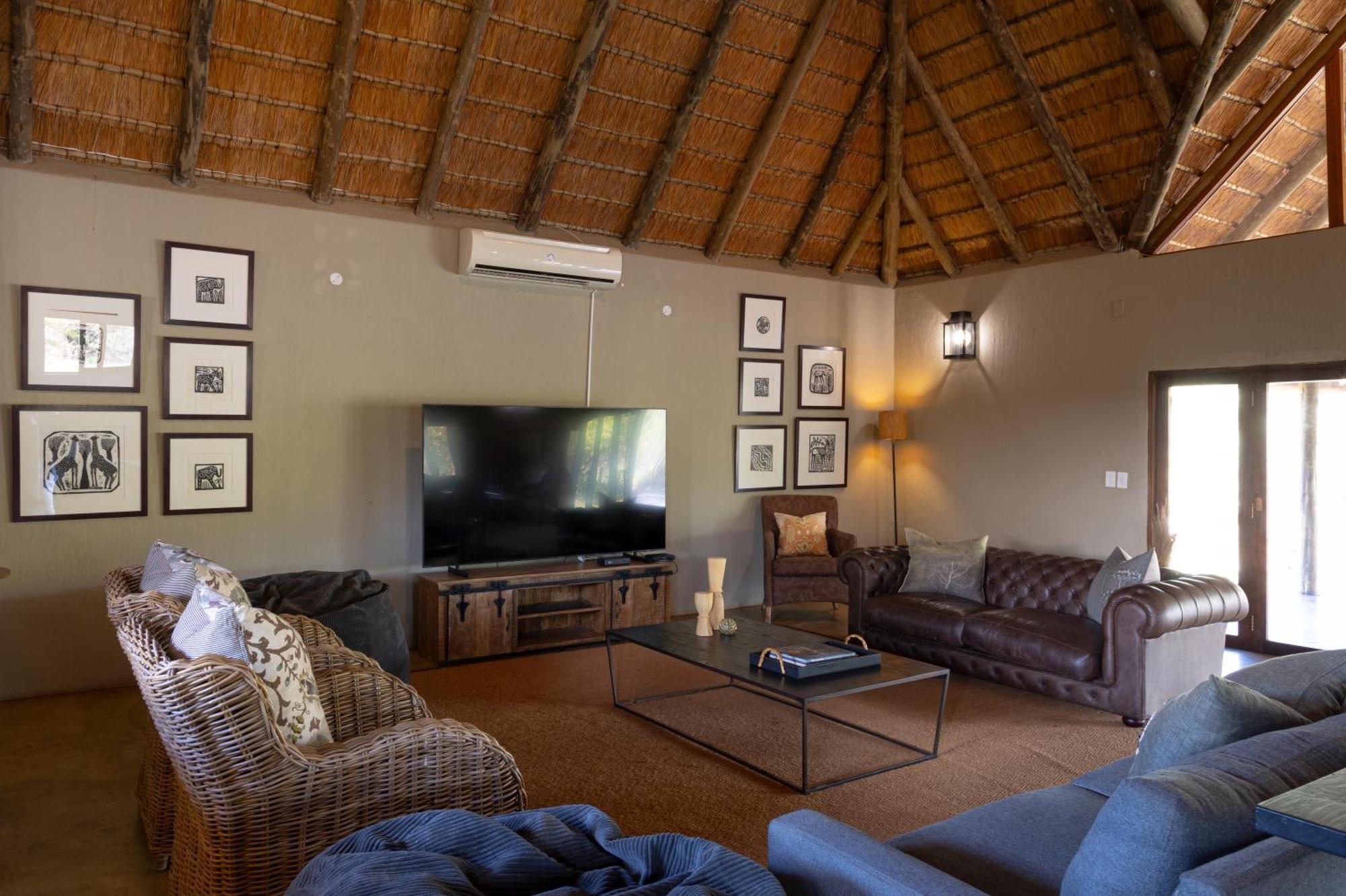 Rhulani Safari Lodge Madikwe Wildreservaat Buitenkant foto