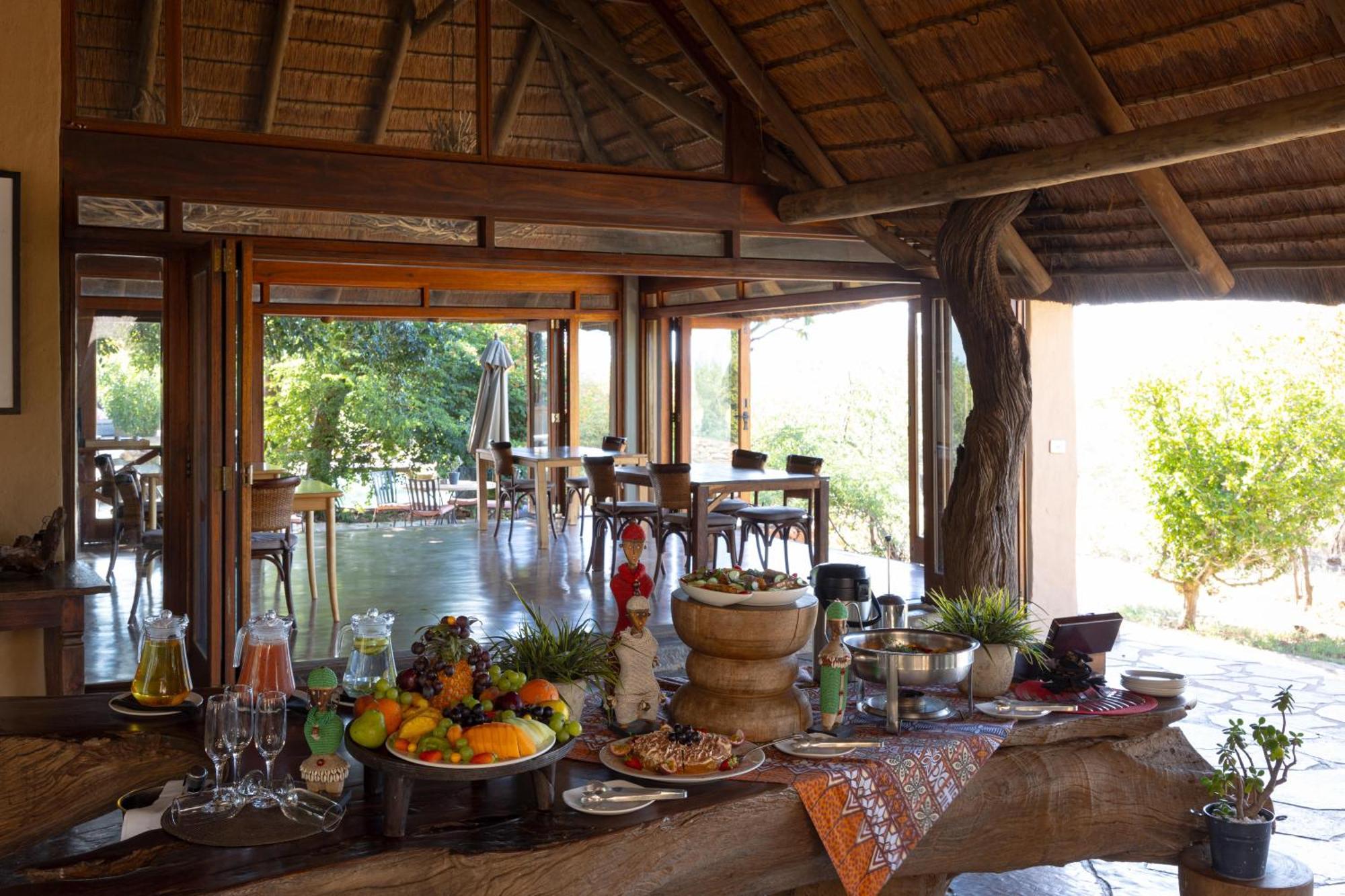 Rhulani Safari Lodge Madikwe Wildreservaat Buitenkant foto